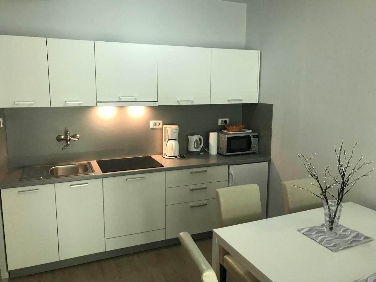 Apartman Alberta Porec Bagian luar foto