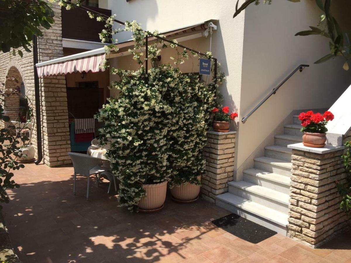 Apartman Alberta Porec Bagian luar foto