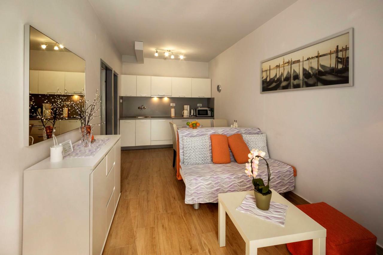 Apartman Alberta Porec Bagian luar foto